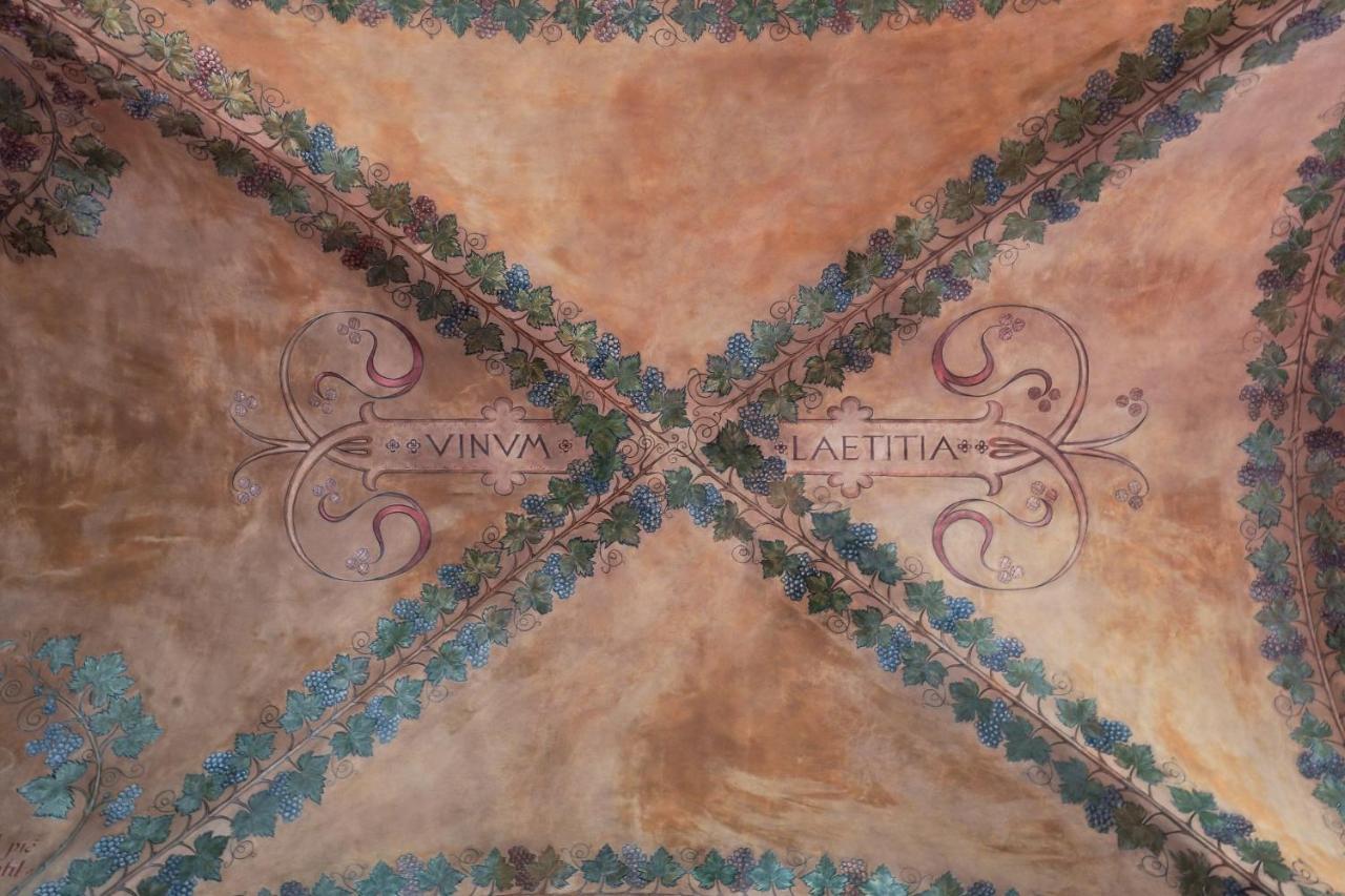 A Un Passo Da Lucio, Bologna
